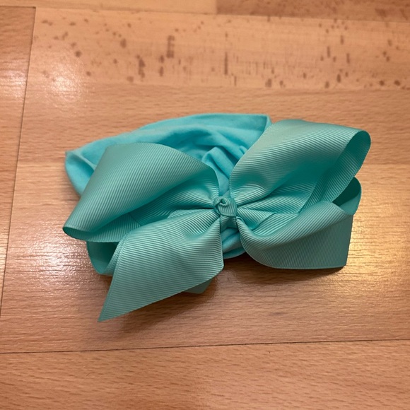 4.5 inch dark mint green gingham bow on a stretchy headband - Picture 1 of 6